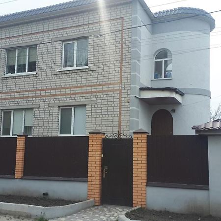 Окремі Номери В Гостьовому Будинку Типу Guest House Kropyvnytskyi Exterior foto