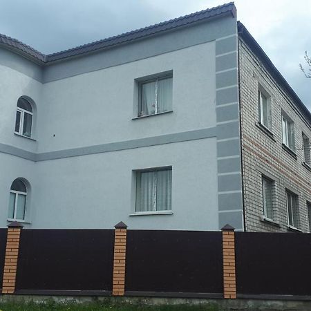 Окремі Номери В Гостьовому Будинку Типу Guest House Kropyvnytskyi Exterior foto